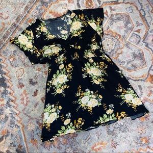 EUC • 3X Black Floral Dress • Forever 21+